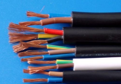 如何快速识别光伏设备中电线的规格（平方数）